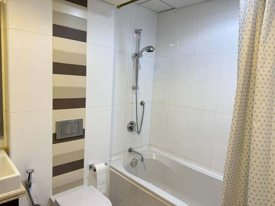 1br Burj Khalifa View Designed Happiness Energies